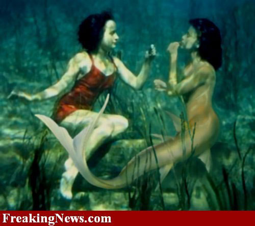 Mermaid Applying Make-Up - Mermaid Model Under Water