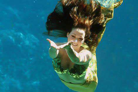 Mermaid Greeting - Mermaid Model Under Water