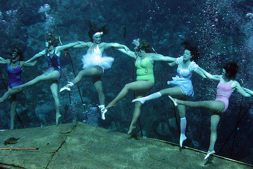 Mermaids Dancing - Mermaid Model Under Water
