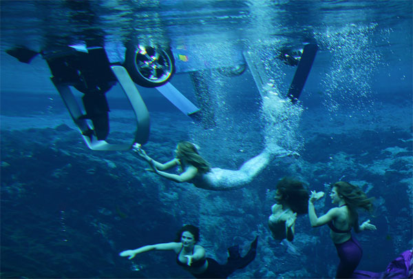 Mermaids and Car - Mermaid Model Under Water