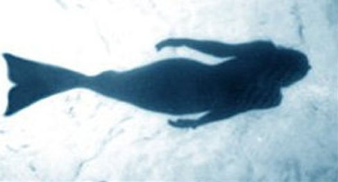 Sirena Silhouette - Mermaid Model Under Water