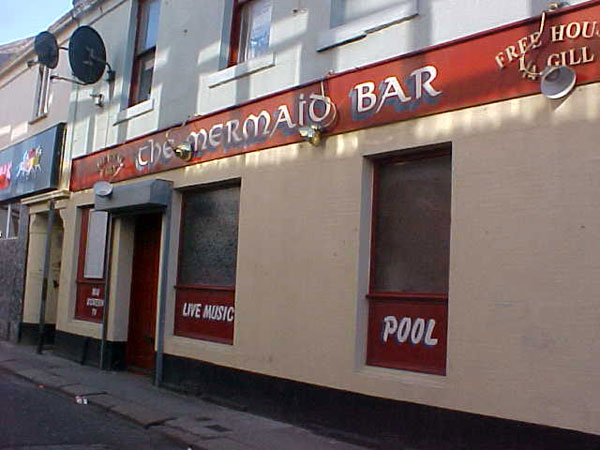 Mermaid Bar In Scotland - Mermaid Sign