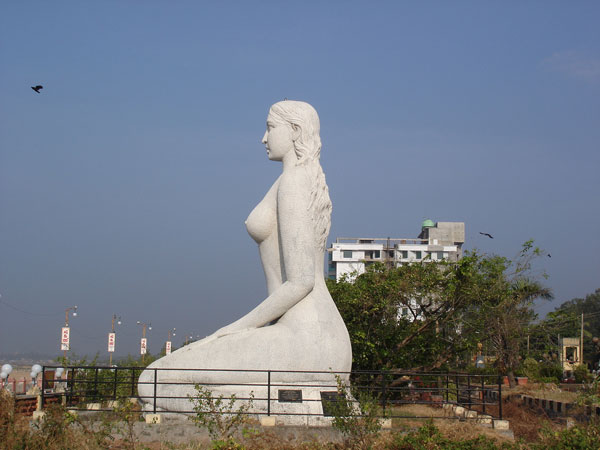 Kollam Beach mermaids - Mermaid Cake