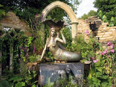 Mermaid Garden Fountain - Mermaid Cake