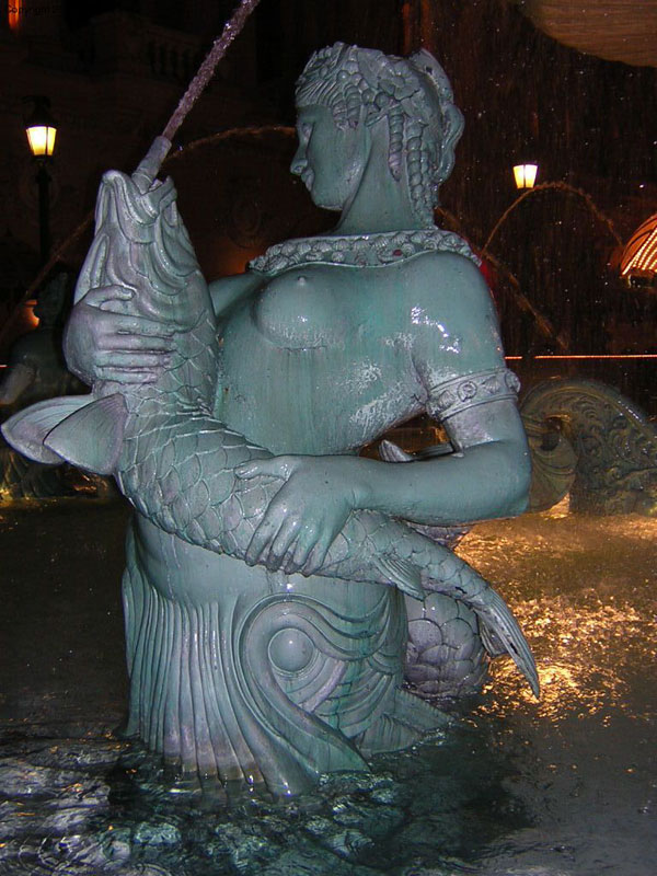 Mermaid in Paris - Mermaid Statue