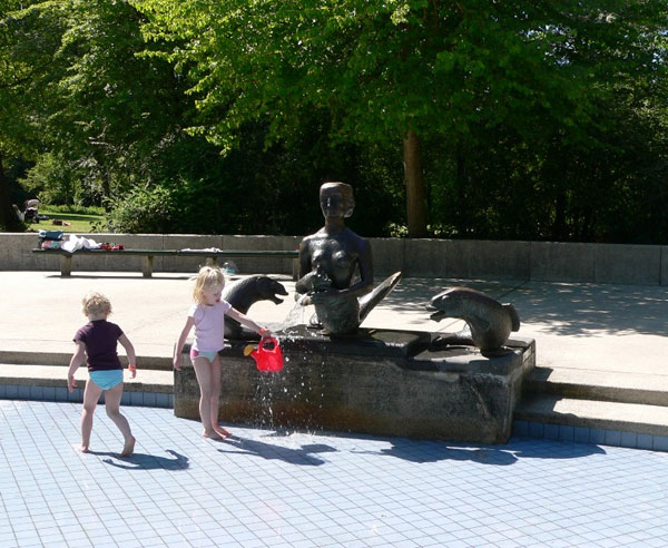 Mermaid park in japan - Mermaid Statue