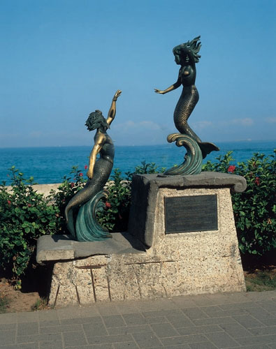 Mermaid statue Puerta Vallarta