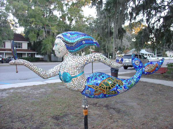 Mermaid statue mosaic - Mermaid Cake