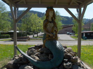 Mermaid under Gazebo - Mermaid Cake