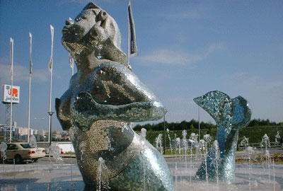 Shiny Mermaid Fountain - Mermaid Statue